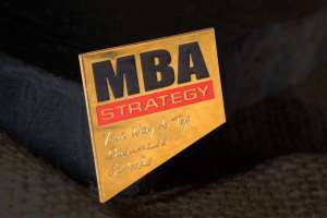 Значок «MBA»